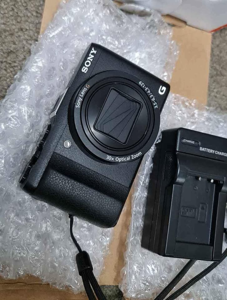 Sony Digital Camera Cyber-shot HX60