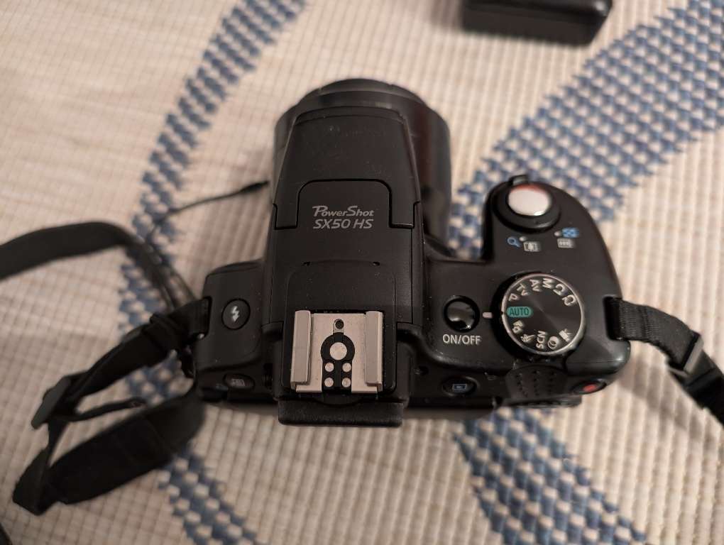 Canon PowerShot SX520 HS