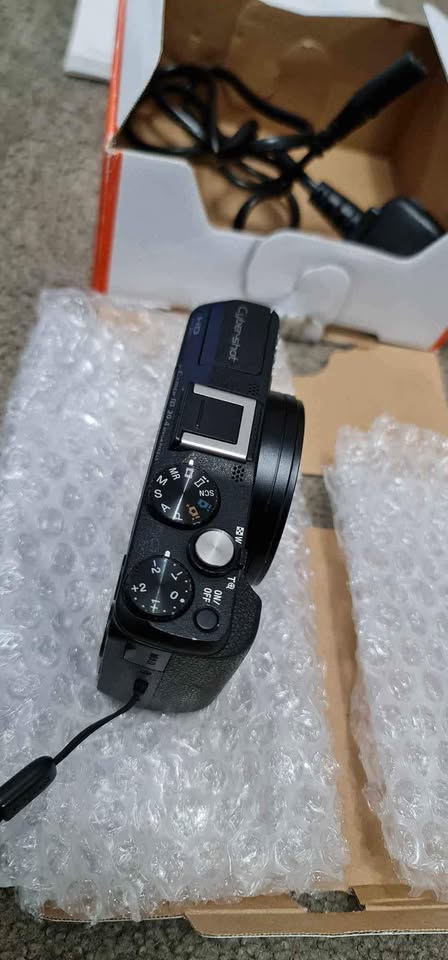 Sony Digital Camera Cyber-shot HX60