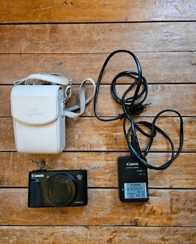 Canon Powershot sx740hs