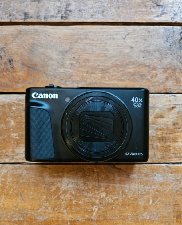 Canon Powershot sx740hs