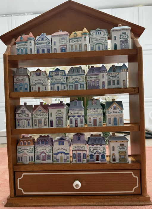 Lenox Spice Village 1989 24-MINT jars with original Rack